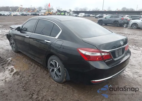 2016 Honda Accord Lx z USA, uszkodzony, nr VIN 1HGCR2F34GA040636